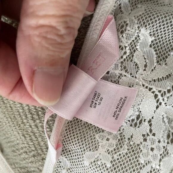 Victoria's Secret stretchy sheer lace chemise ivory Small - Picture 9 of 9